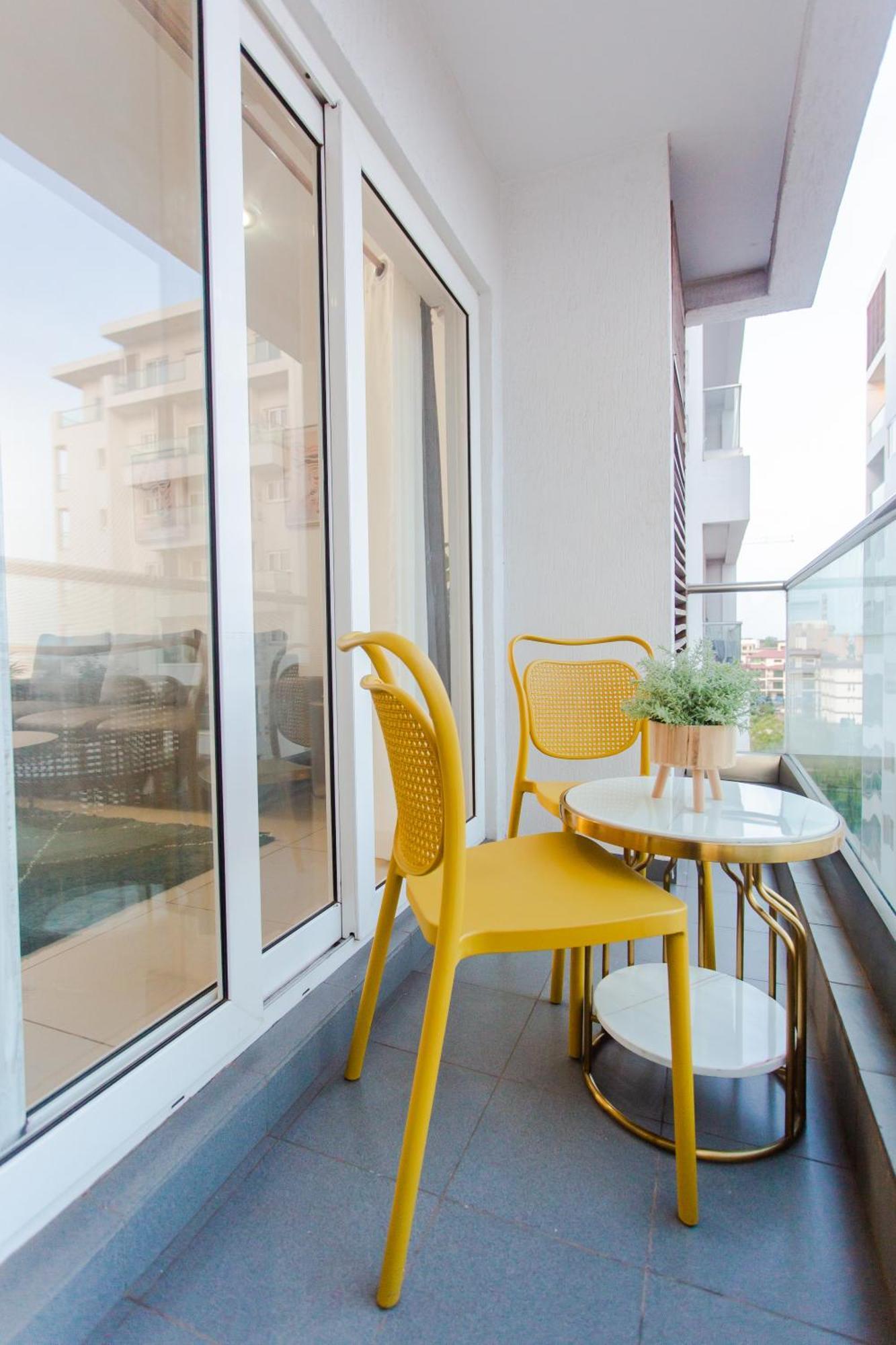 Accra Luxury Apartments At The Gallery Exterior photo