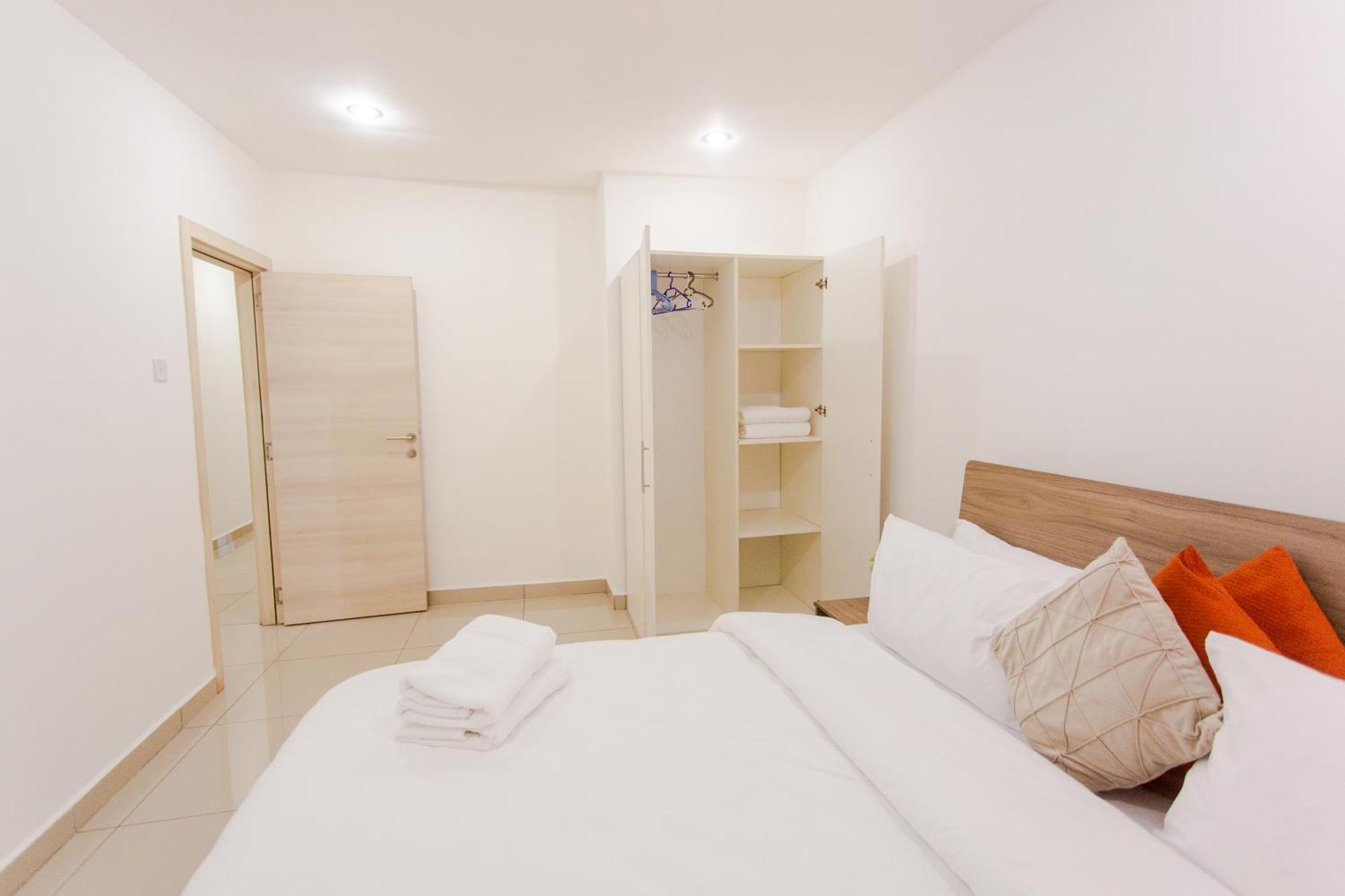 Accra Luxury Apartments At The Gallery Exterior photo