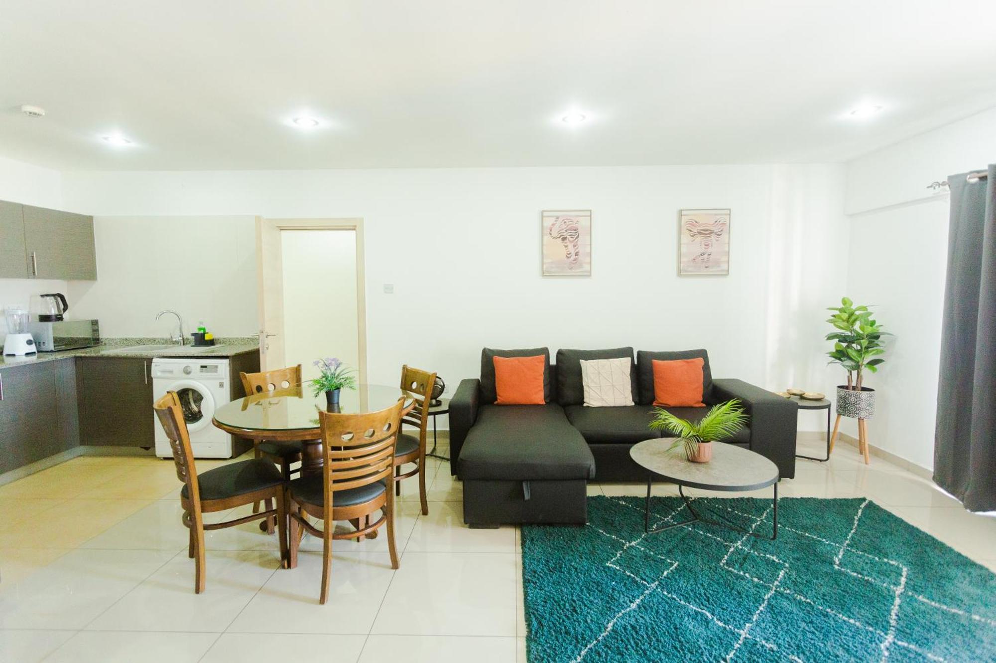 Accra Luxury Apartments At The Gallery Exterior photo